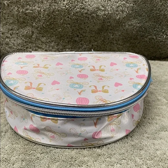 Disney Cinderella Kids Accessory Bag Set - Picture 8 of 9